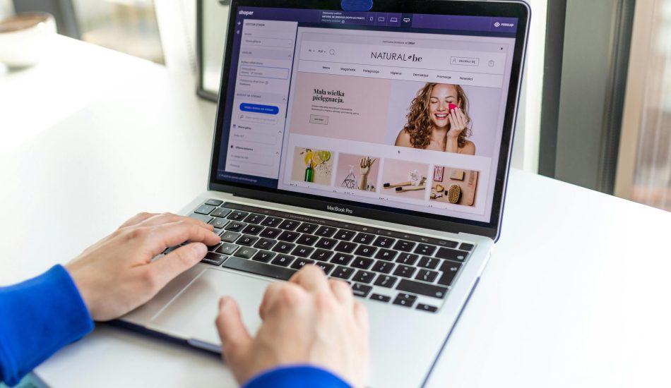 WEB DESIGN - Bold and Brilliant